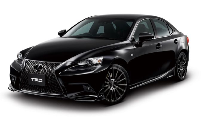 Η Lexus προσφέρει για το IS F, ένα πακέτο επιπλέον εξοπλισμού για απαιτητικούς, που θέλουν να ξεχωρίζουν.

